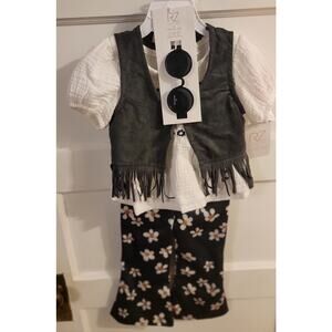 Girls Bohemian 4 Piece NWT Fringe Hippie Outfit Daisy Flower Power